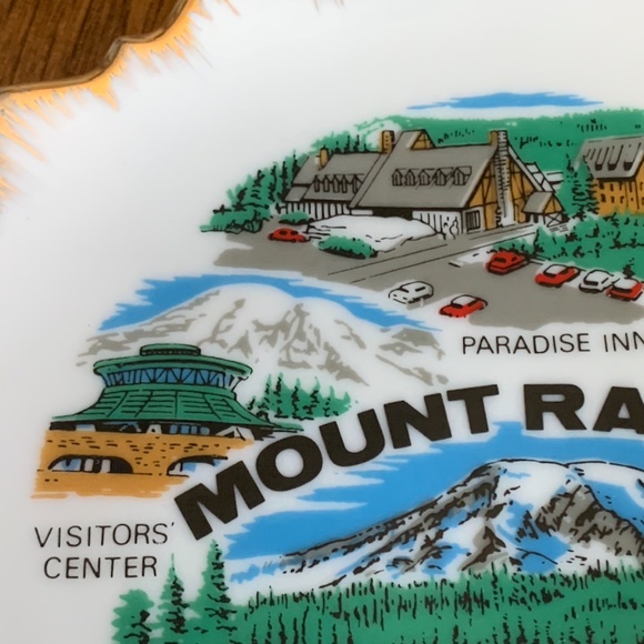 Vintage Mount Rainier Plate - Picture 3 of 9